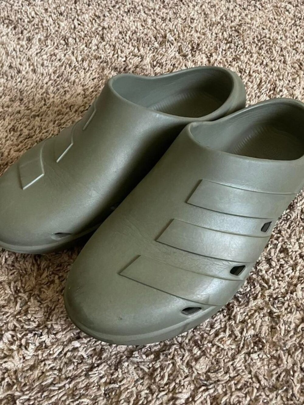 Adidas Adicane Clogs Slip-On Olive Green